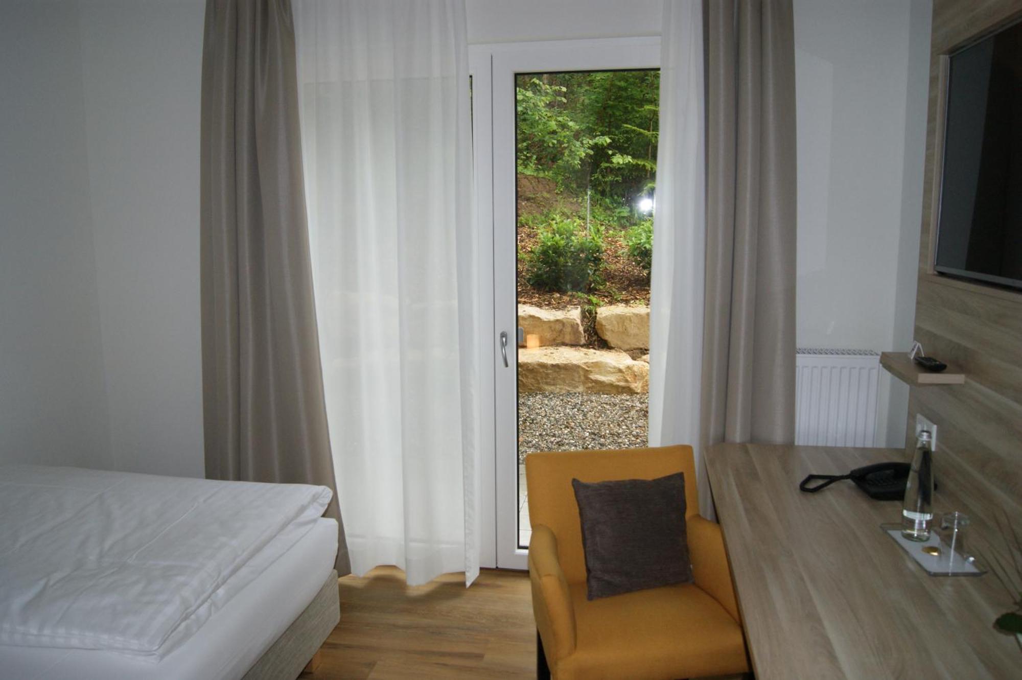 Hotel Restaurant Muckensee Lorch Room photo